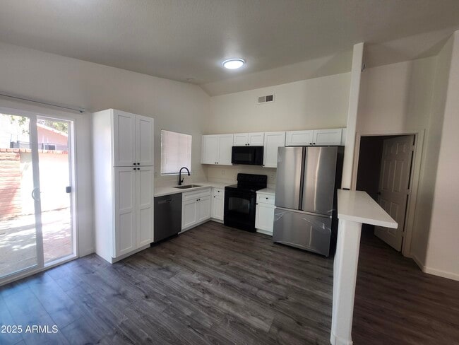 Building Photo - 3442 W Kimberly Way