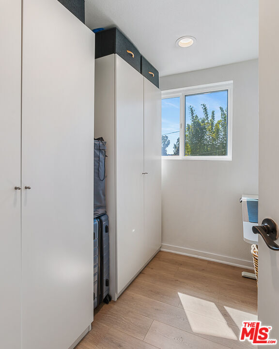 Building Photo - 2217 Scott Ave