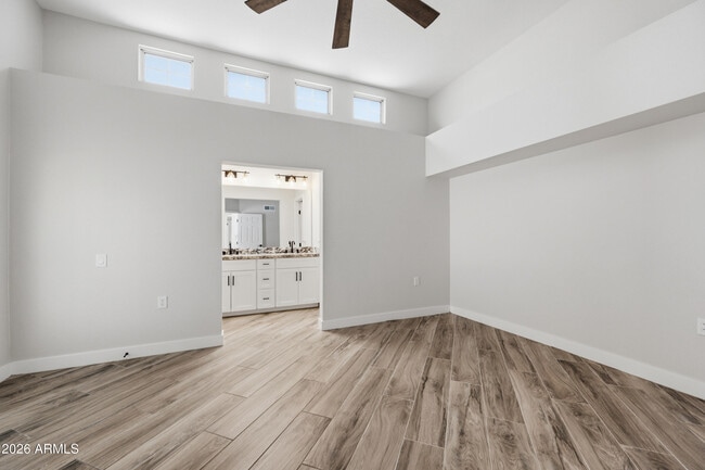 Building Photo - 17229 N Zuni Trail