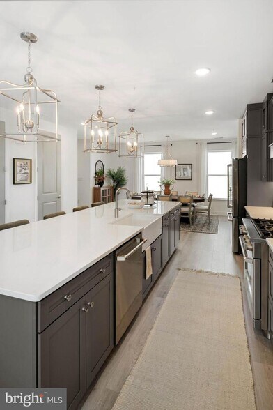 Building Photo - 14954 Deco Cir