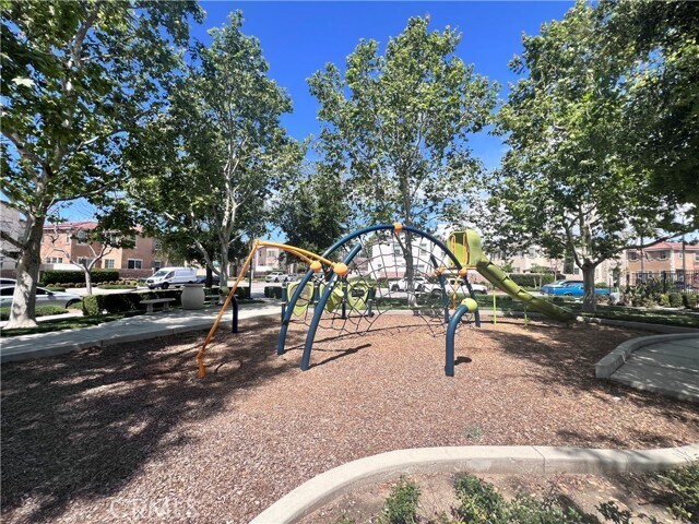 Building Photo - 2866 S Via Belamaria
