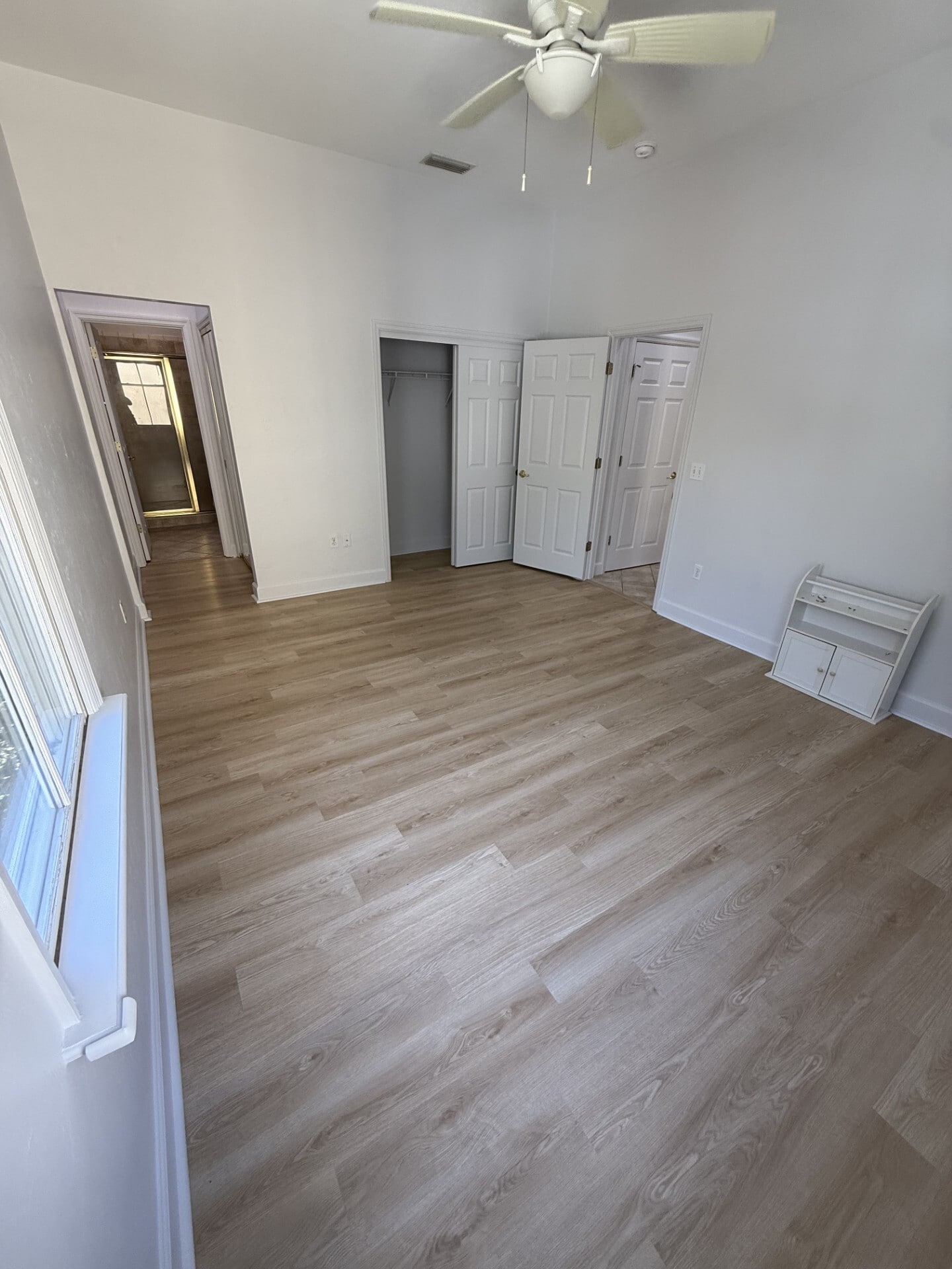 Main Bed Vacant - 4965 SW 91st Ter