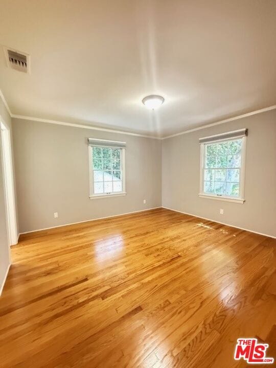 Building Photo - 2515 Canyon Dr
