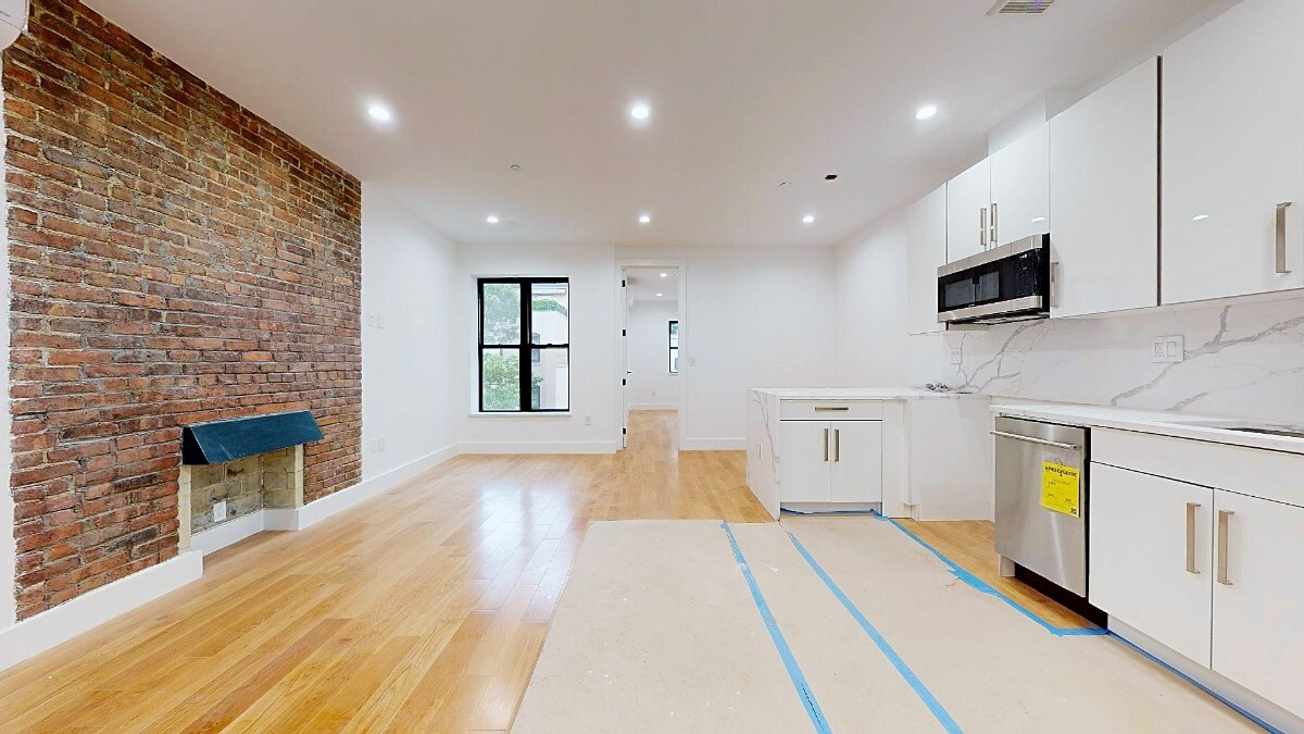 Building Photo - West 94th Street