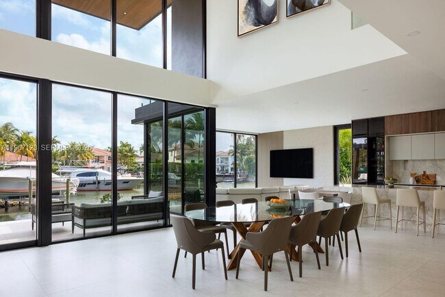 Building Photo - 1102 Washington St