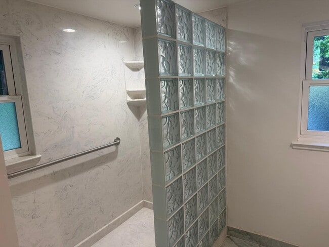 Building Photo - 13206 Middleton Ave