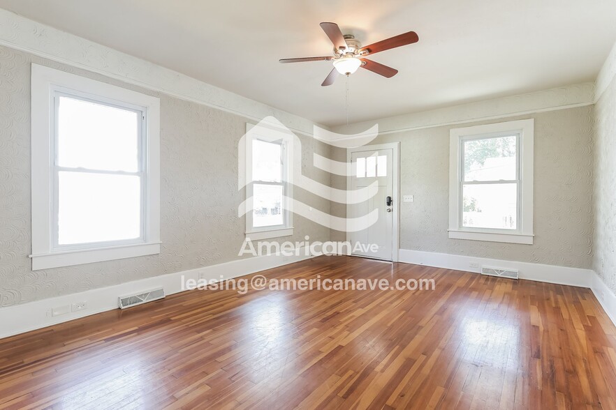 Building Photo - 110 S 4th St