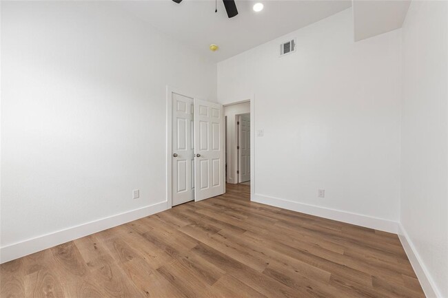 Building Photo - 9727 Cargill St