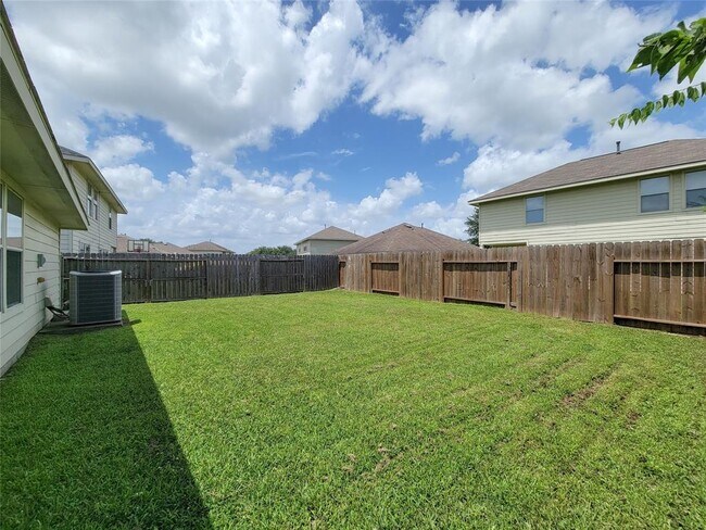 Building Photo - 2731 Trinity Glen Ln