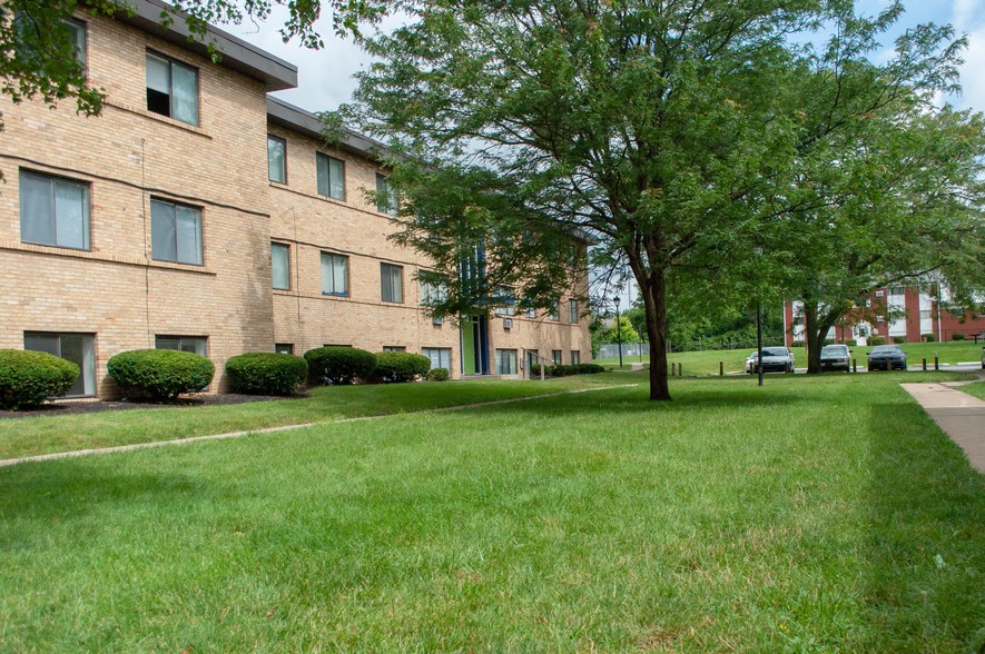 Building Photo - Indy Town Apartments