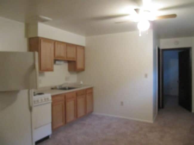 Building Photo - 4085 Old Rte 8