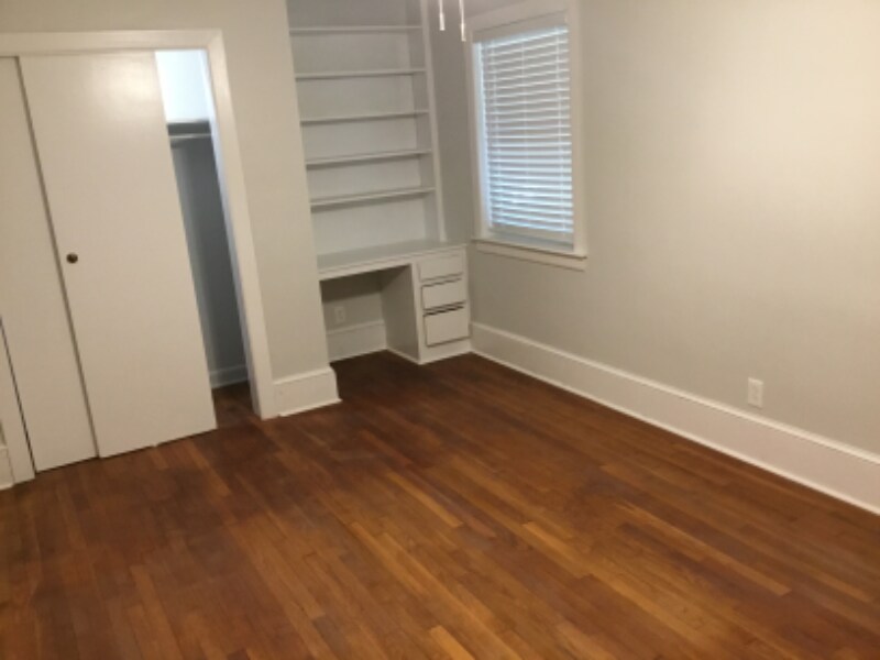 Building Photo - 312 Harvey Cir