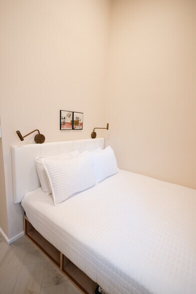 Building Photo - 1585 Secessionville Rd