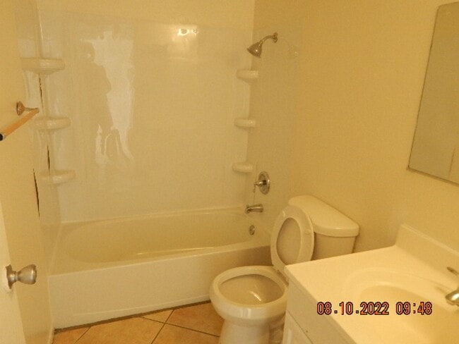 Building Photo - 2185 Exeter Dr