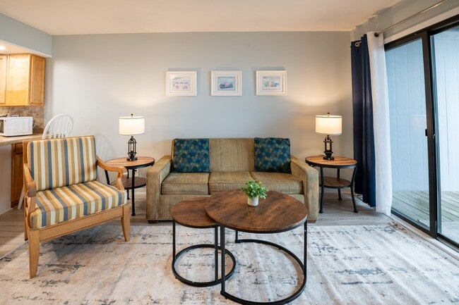 Building Photo - OCEANFRONT OFF-SEASON ONE BEDROOM RENTAL