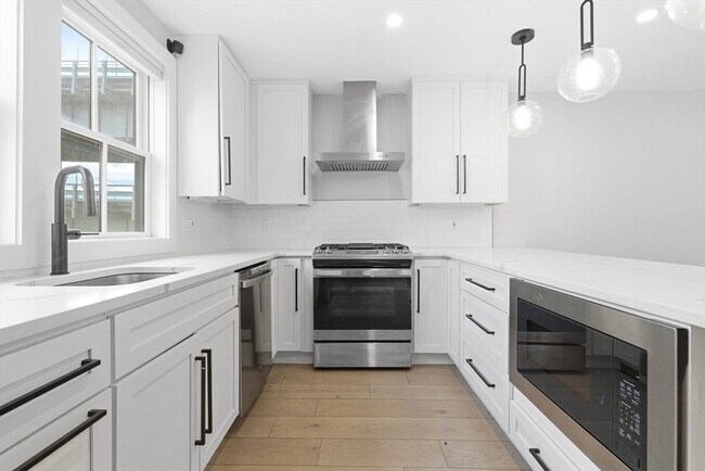 Building Photo - 78 Tremont St