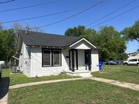 Building Photo - 223 Hood St