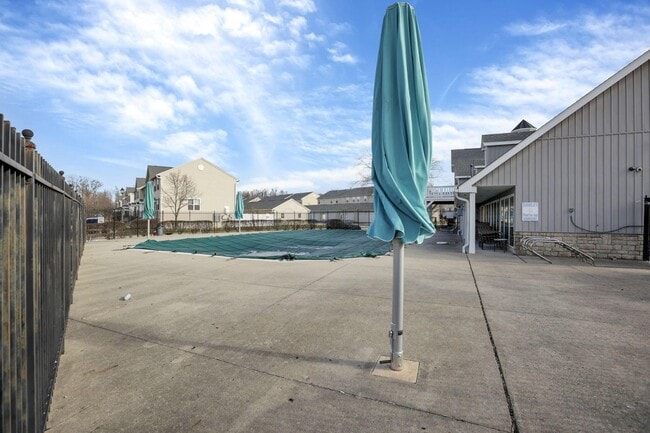 Building Photo - 8277 Deering Oaks Dr