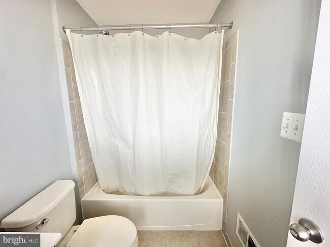 Building Photo - 43158 Whelplehill Terrace