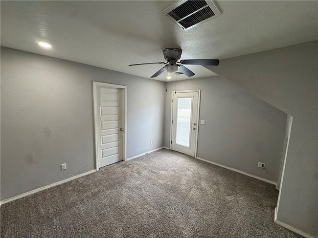 Building Photo - 1666 S Razorback Rd