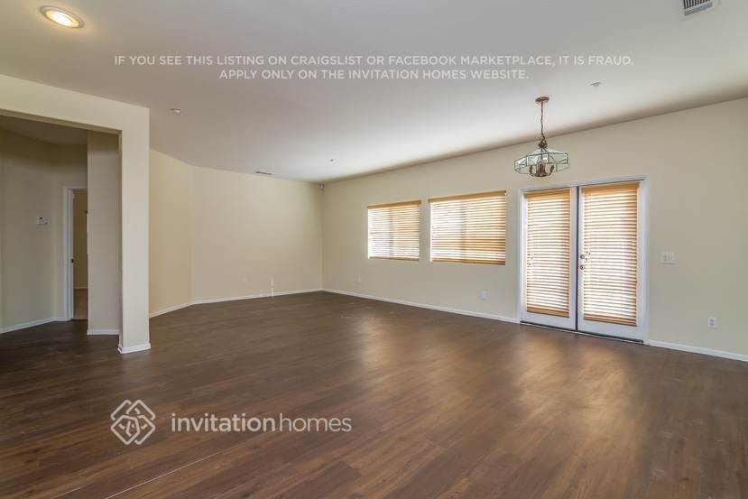 Building Photo - 7833 Calle Del Rio St