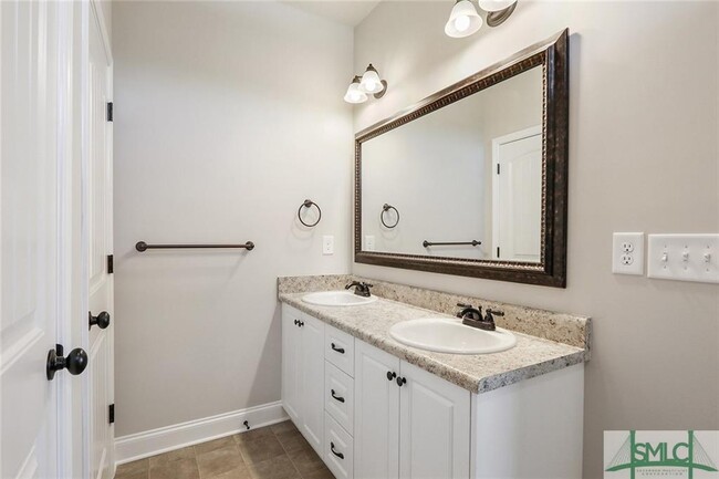 Building Photo - 505 Potter Stone Square