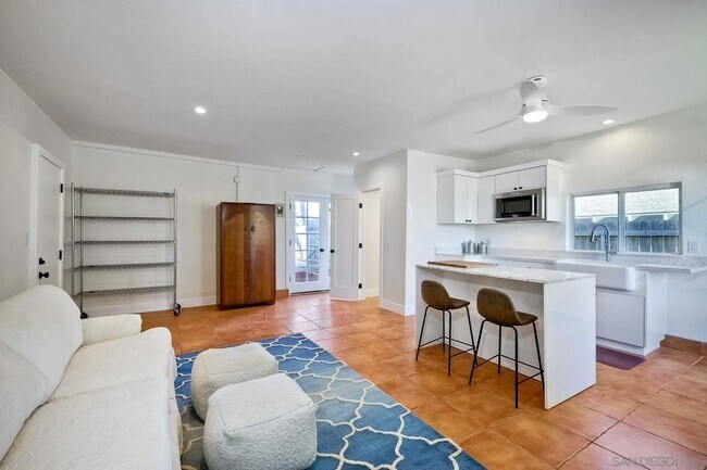 Building Photo - 1311 Crestridge Dr