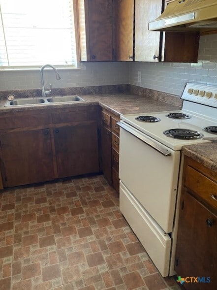 Building Photo - 1201 Bluff Dr