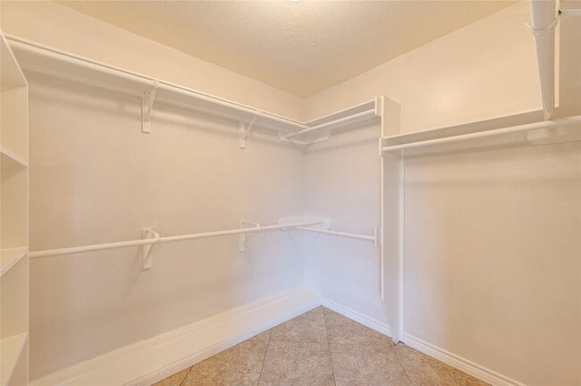 Building Photo - 14123 Torrey Forest Dr
