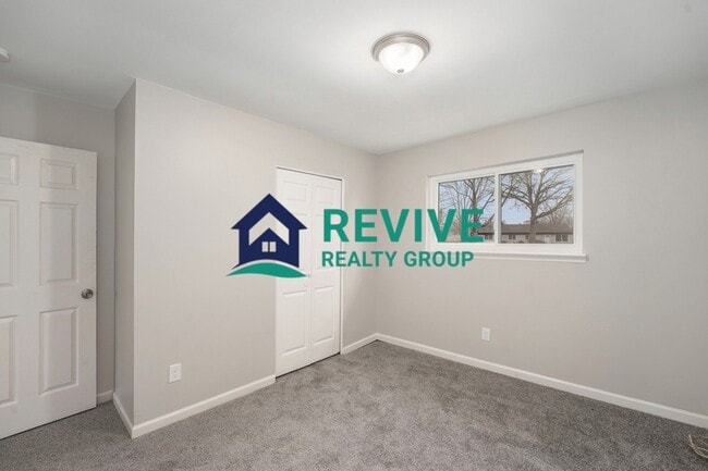 Building Photo - 27275 Barbara Ct