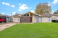 Building Photo - 5107 Selinsky Rd