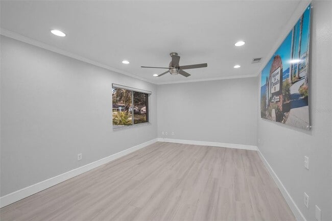 Building Photo - 1502 Cottonwood Terrace