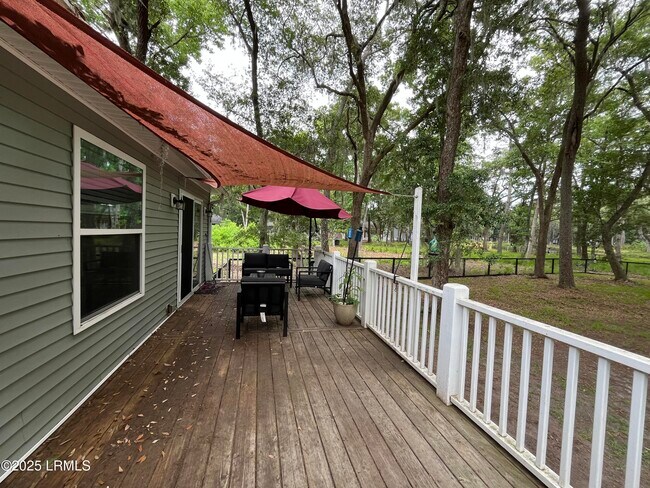 Building Photo - 52 Canopy Ln