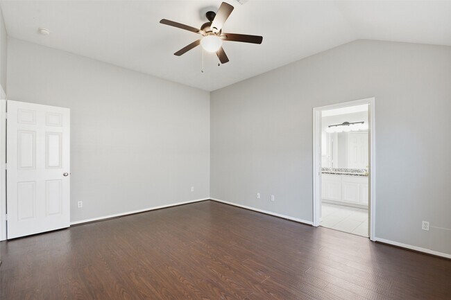 Building Photo - 24802 Sageford Ct