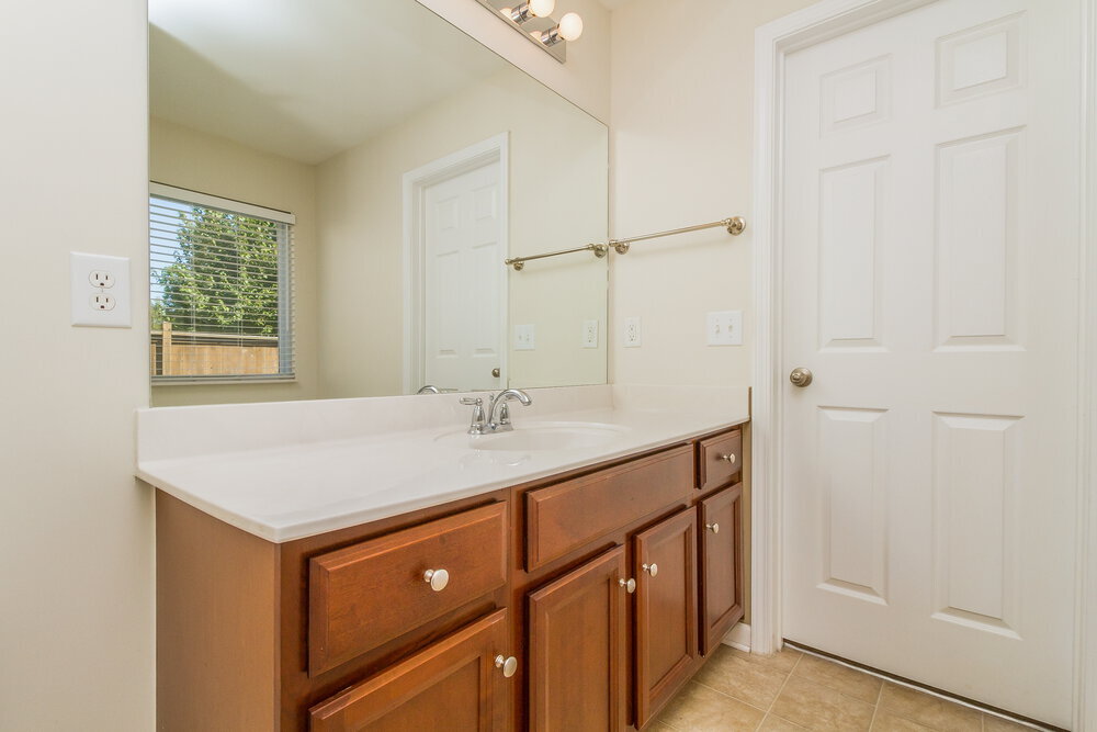 Building Photo - 2151 Erin Ln