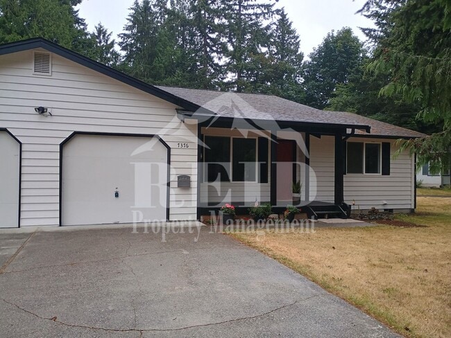 Building Photo - 7376/7378 Haynes Lane NE