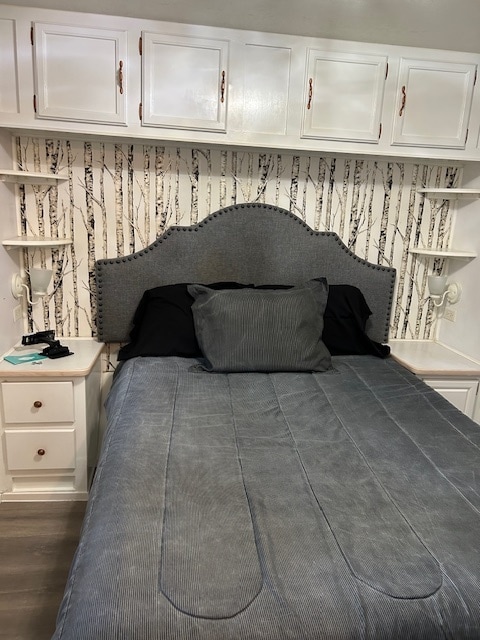 Full size bed with new mattress - 1735 Brumley Rd
