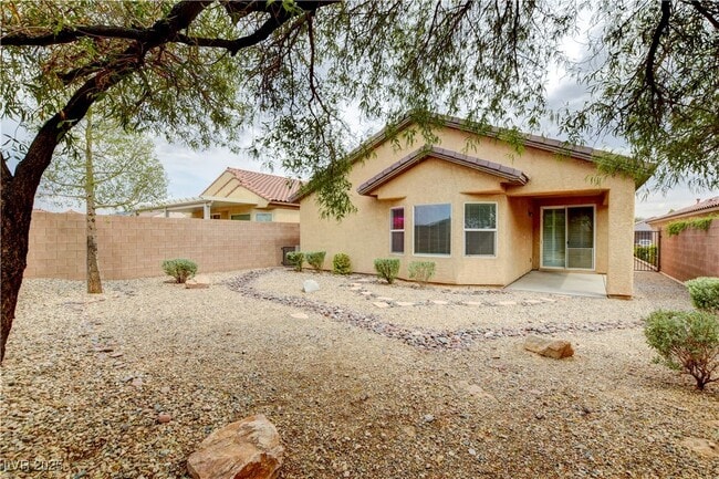 Building Photo - 2407 Balgavies Ct