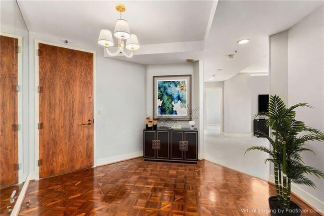 Building Photo - 2660 Peachtree Rd NW