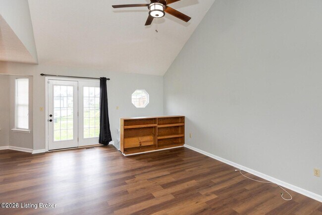 Building Photo - 9104 Fairridge Dr