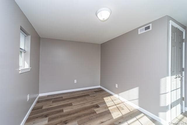 Building Photo - 905 Tower Ave