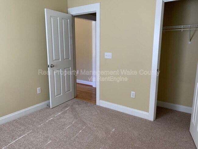 Building Photo - 10813 Cokesbury Ln