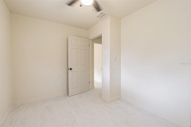 Building Photo - 14918 Pine Crest Rd