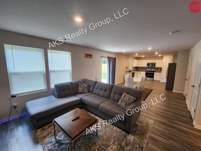 Building Photo - 1603 U W Clemon Dr