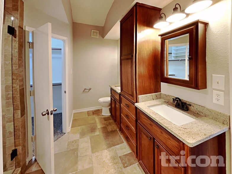 Building Photo - 433 Candlestick Trail