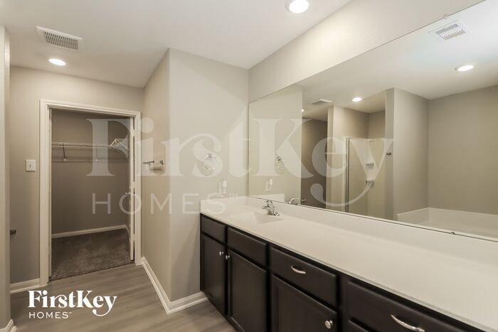 Building Photo - 20703 Solstice Point Dr