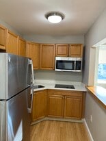 Building Photo - 312 Shirley St