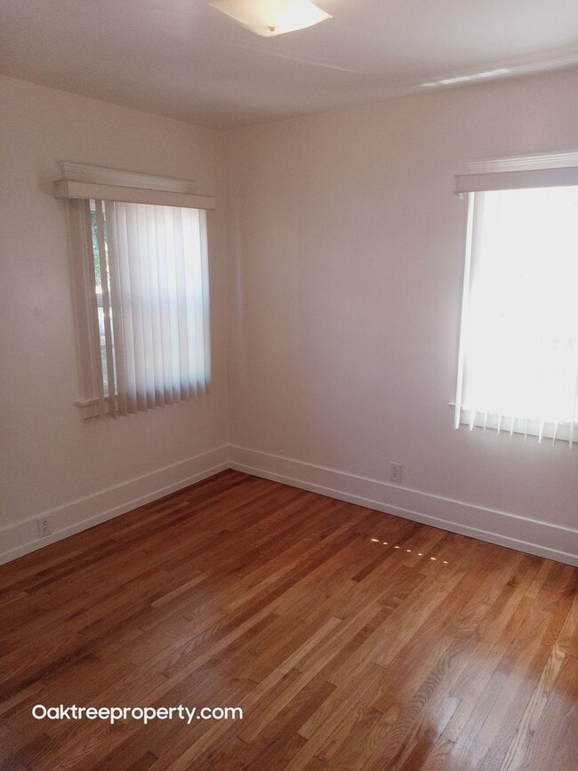 Building Photo - Beautiful Spanish Style Midtown Home with ...