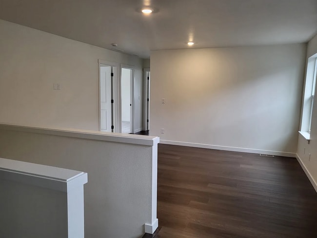 Building Photo - Beautiful, Almost Brand-New Single-Family Home for Rent