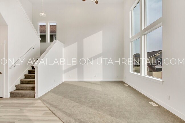 Building Photo - 4283 W Gate Keeper Dr